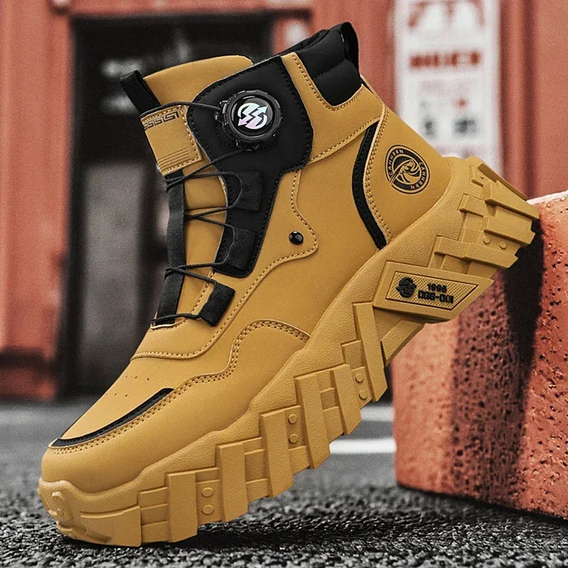 Men Outdoor Hiking ShoesCombat - đánh giá và giá Crossfit Training